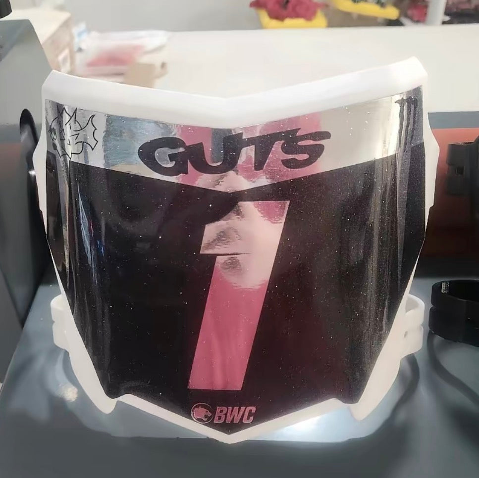 Motocutz plate with decal