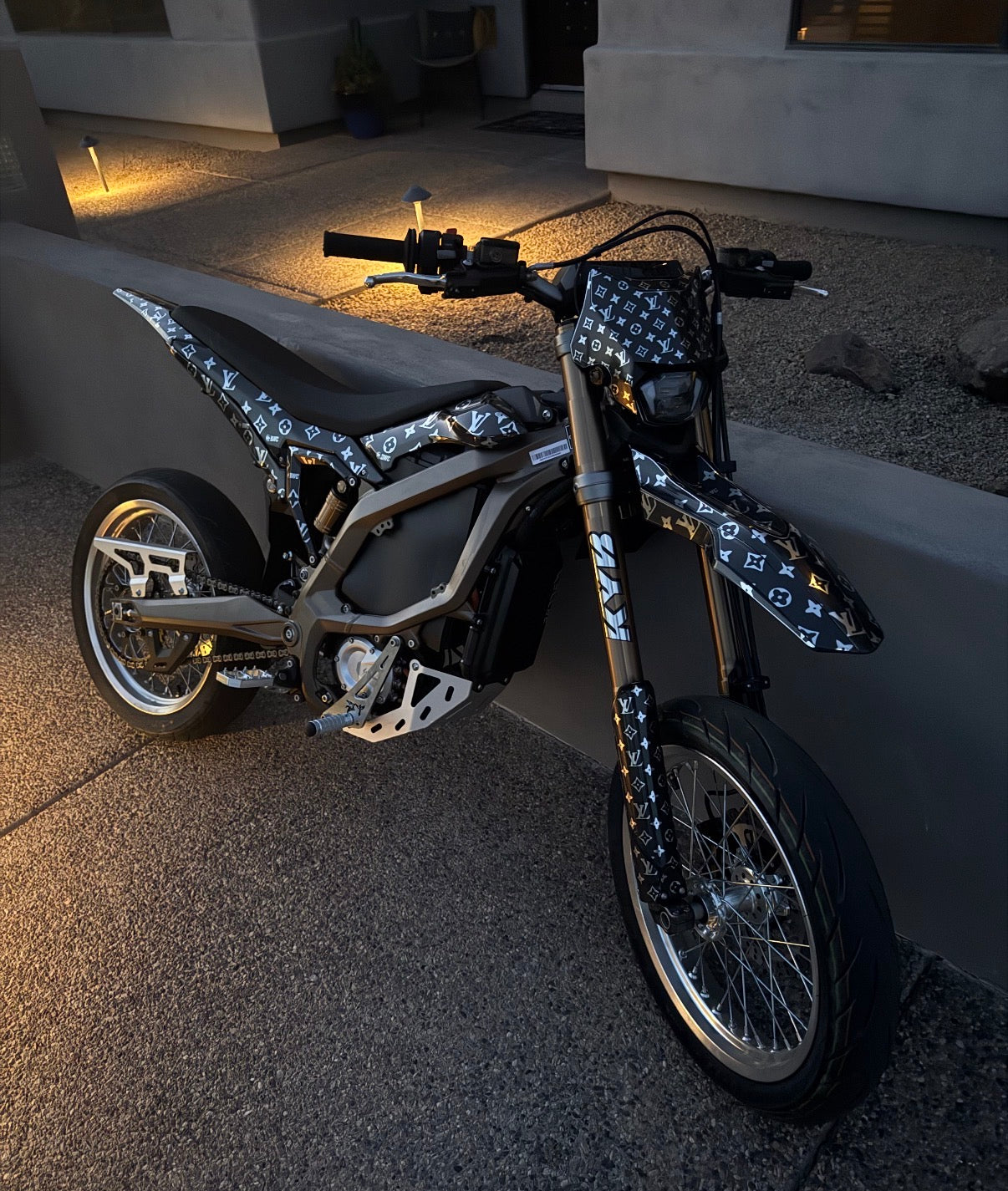 Surron ultra bee full graphic kit – BWCUSTOMS Decals